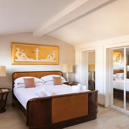 Private Penthouse On The Arno River Apartament *