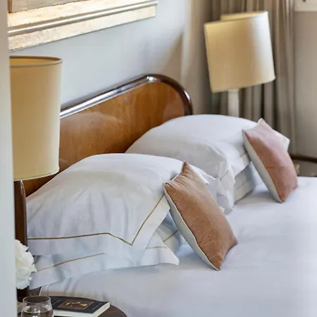 Private Penthouse On The Arno River *