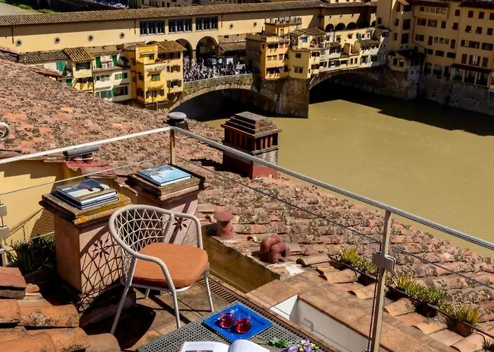 Apartament Private Penthouse On The Arno River