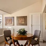 Lejlighed Private Penthouse On The Arno River Firenze
